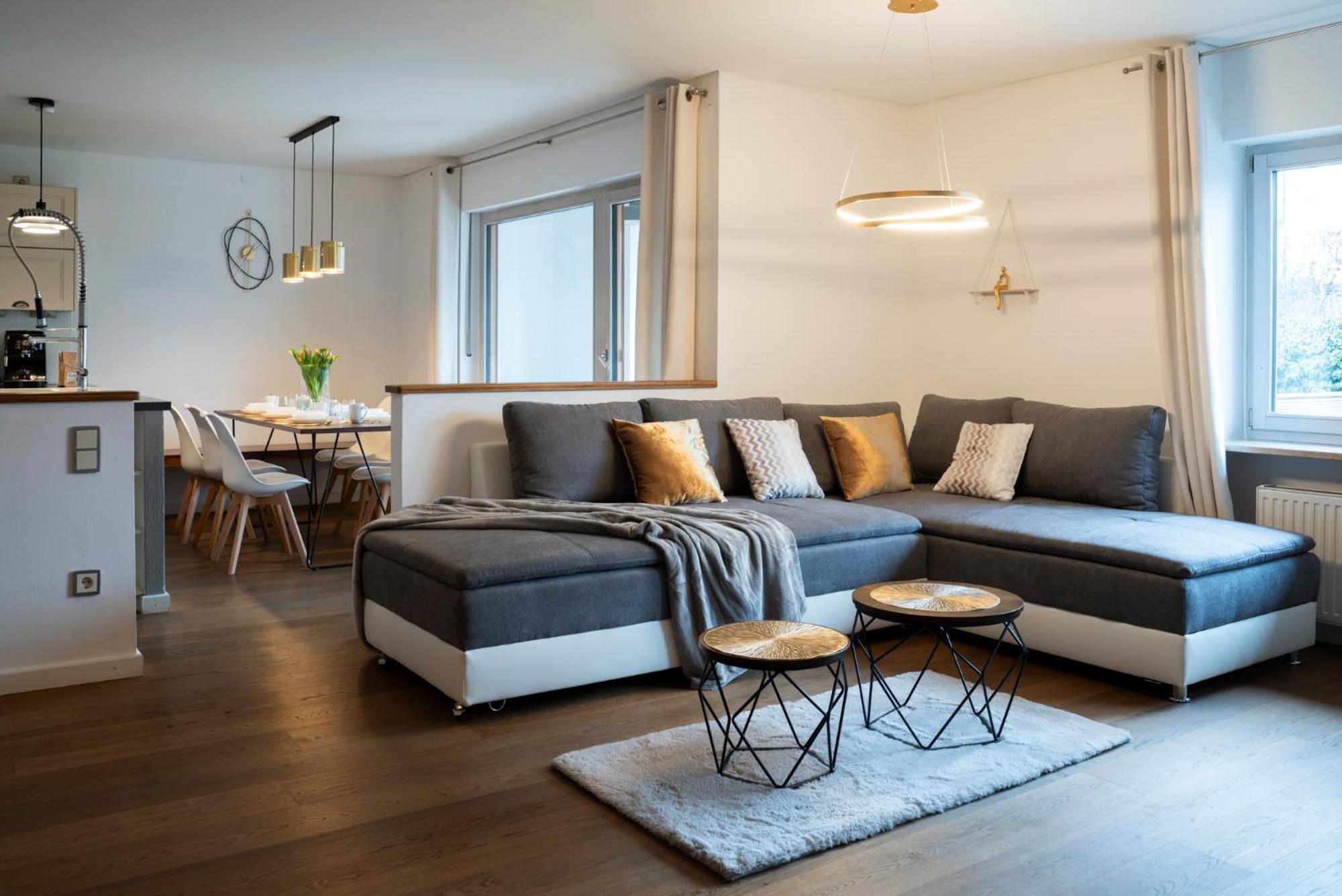 로젠하임 130M2 Loft - Balkon, Smart Tv, Badewanne, Kaffee 아파트 외부 사진