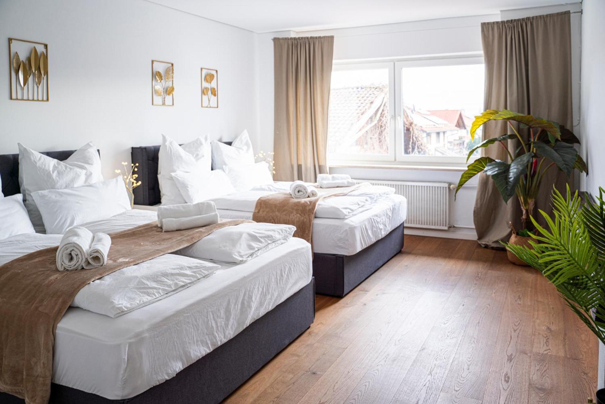 로젠하임 130M2 Loft - Balkon, Smart Tv, Badewanne, Kaffee 아파트 외부 사진