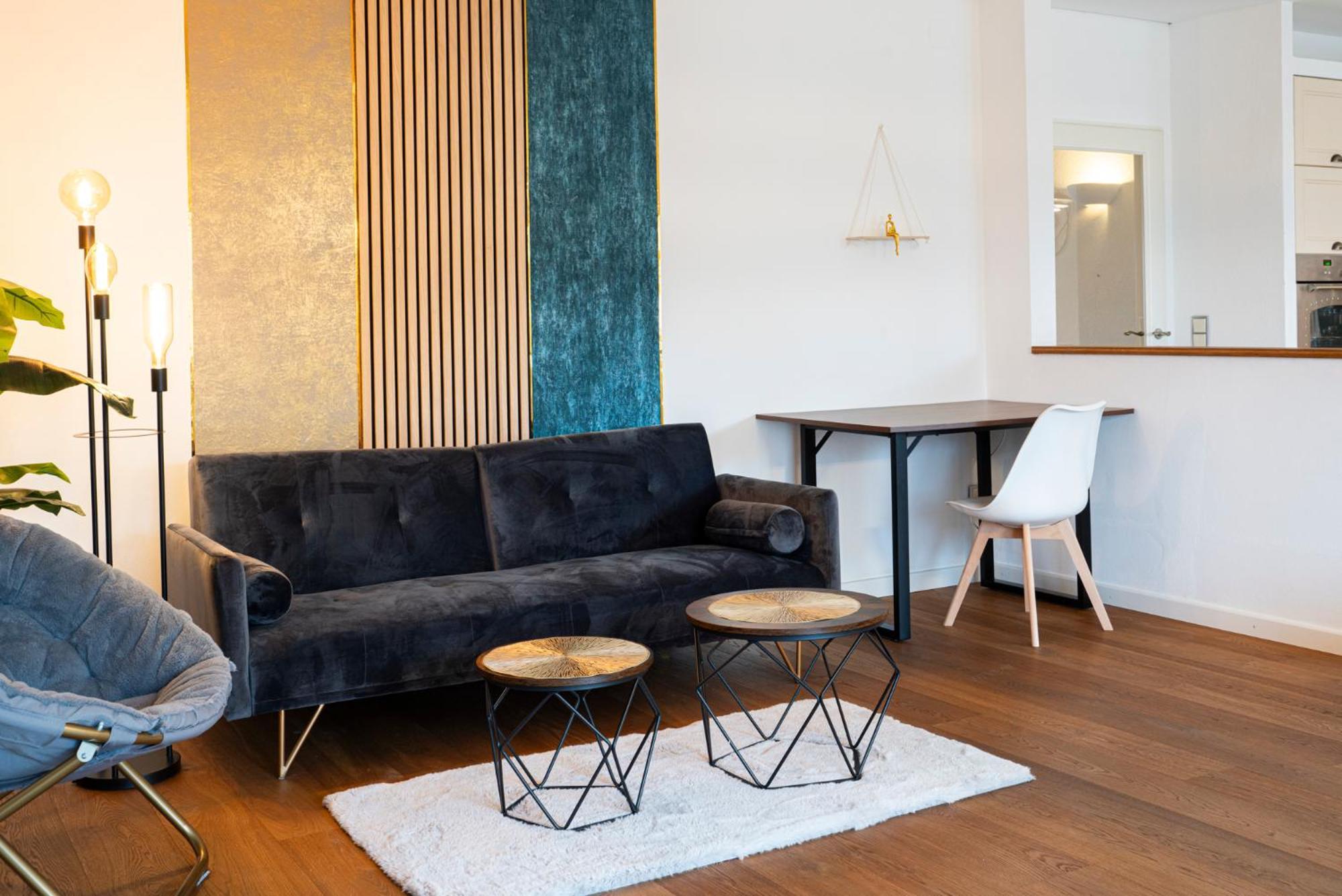 로젠하임 130M2 Loft - Balkon, Smart Tv, Badewanne, Kaffee 아파트 외부 사진