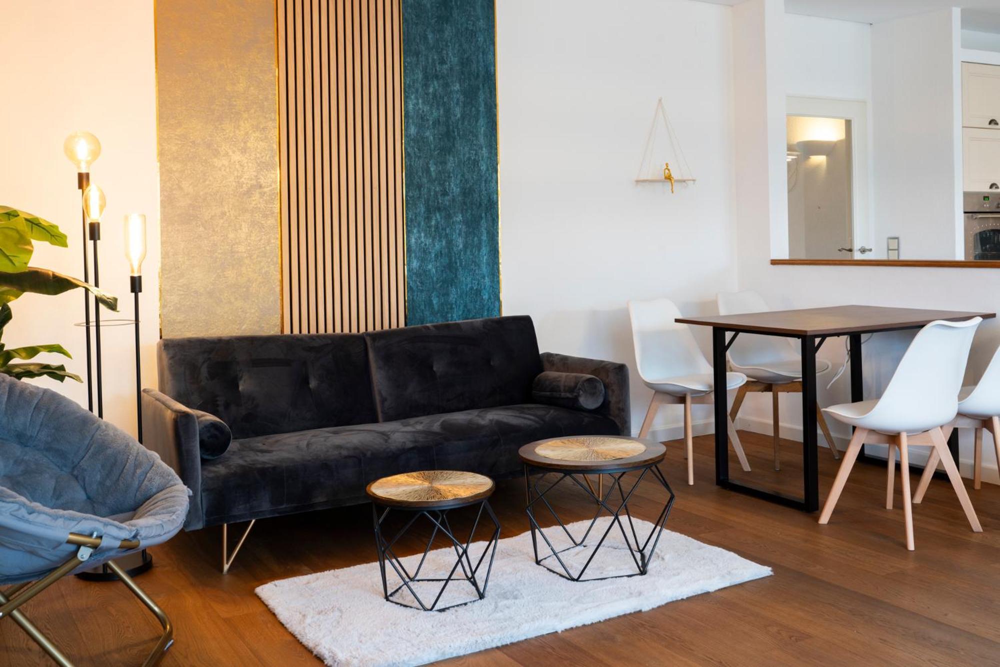 로젠하임 130M2 Loft - Balkon, Smart Tv, Badewanne, Kaffee 아파트 외부 사진