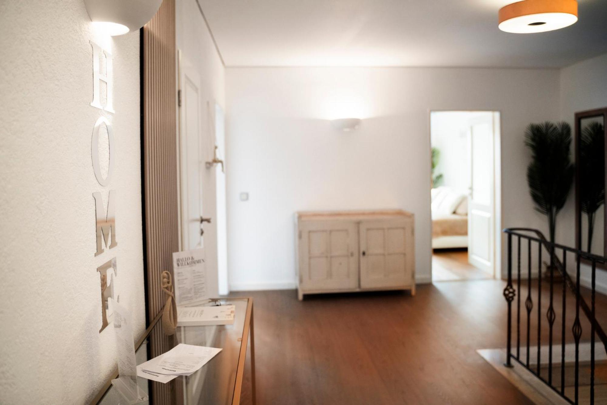로젠하임 130M2 Loft - Balkon, Smart Tv, Badewanne, Kaffee 아파트 외부 사진