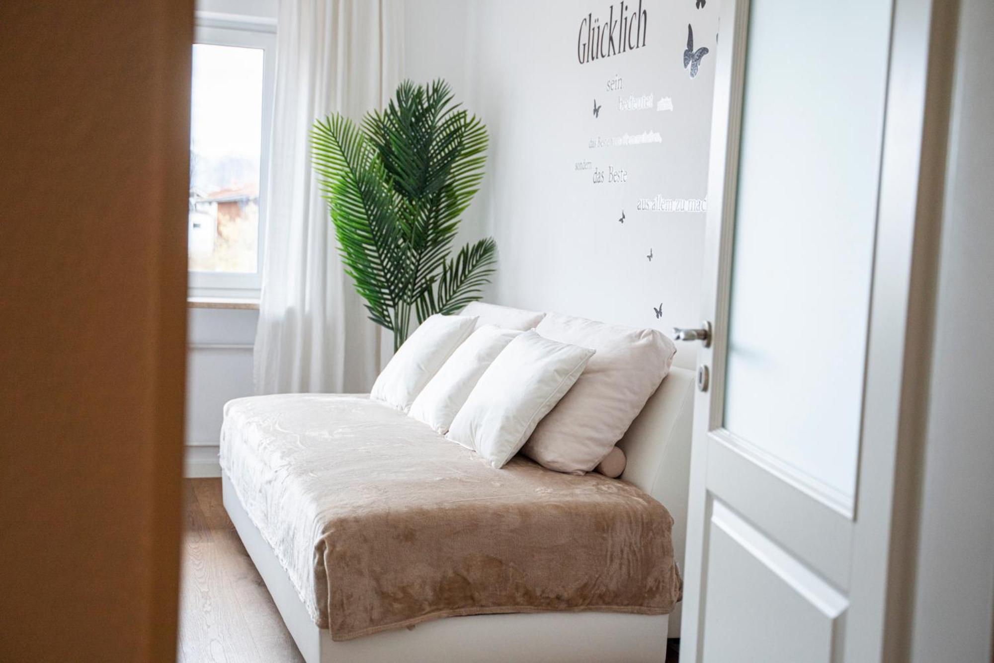 로젠하임 130M2 Loft - Balkon, Smart Tv, Badewanne, Kaffee 아파트 외부 사진